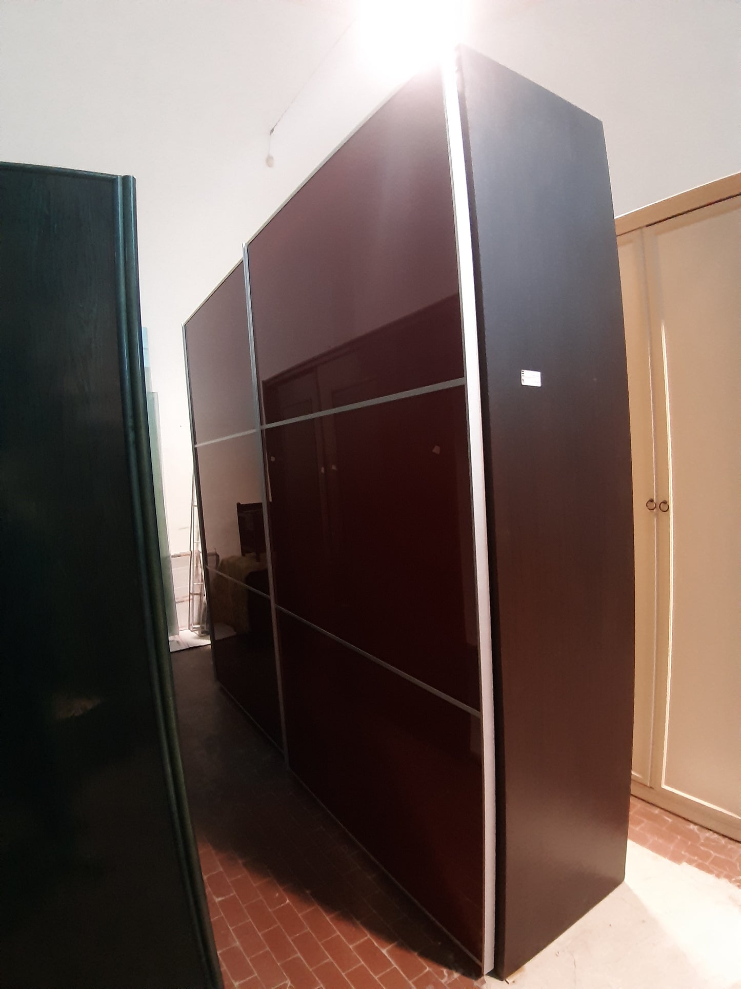 Armadio Rosso Scorrevole 2 Ante A Vetri Rosse R.