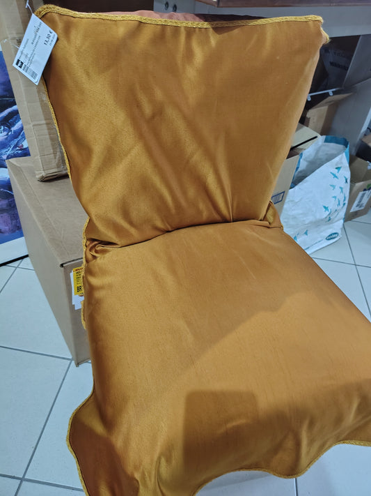 Poltroncina Da Camera Con Rivestimento