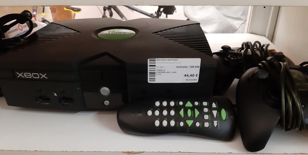 X Box +2 Controller + Cavi E Tlc