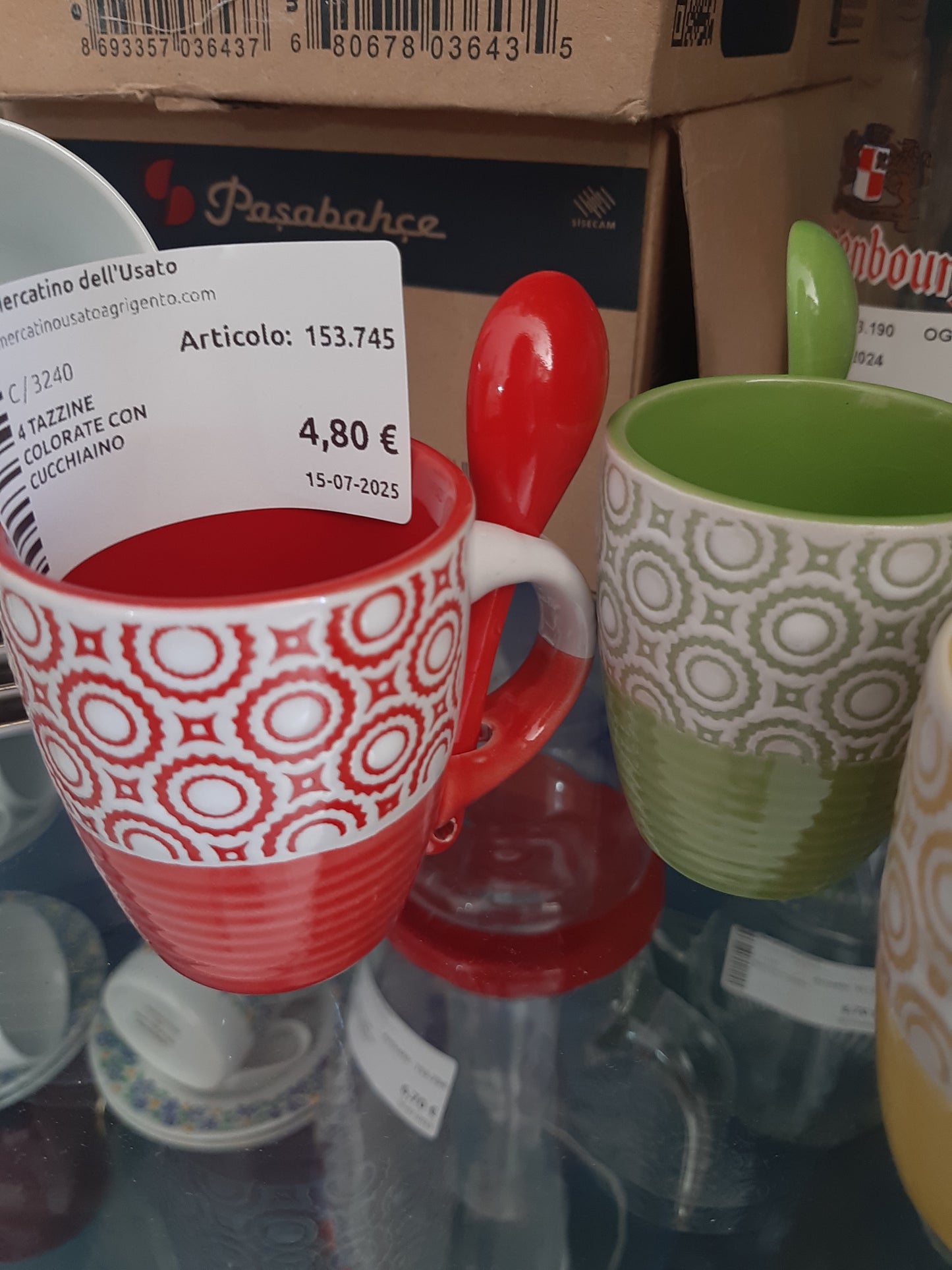 4 Tazzine Colorate Con Cucchiaino