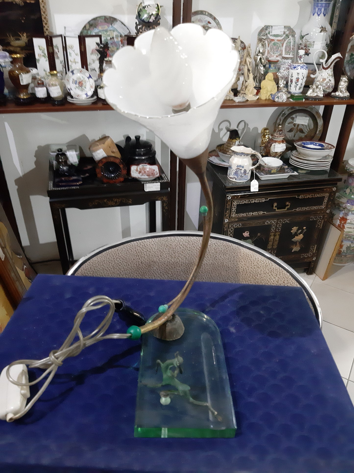 Lampada Artigianale Base In Vetro Con Inserto Cerbiatto Ottone