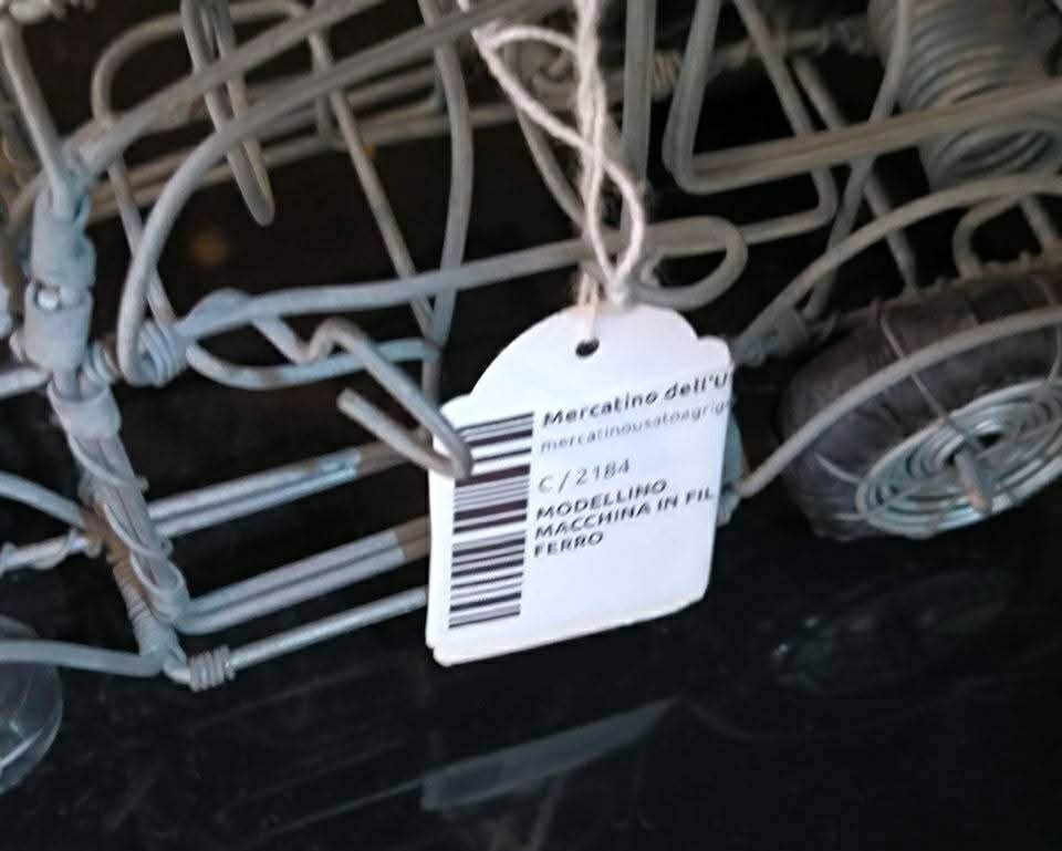 Modellino Macchina In Fil Di Ferro