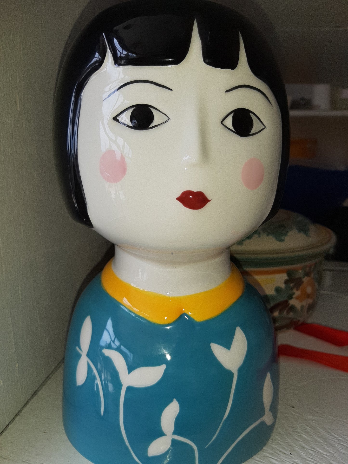 Vaso Faccia Frangetta In Ceramica
