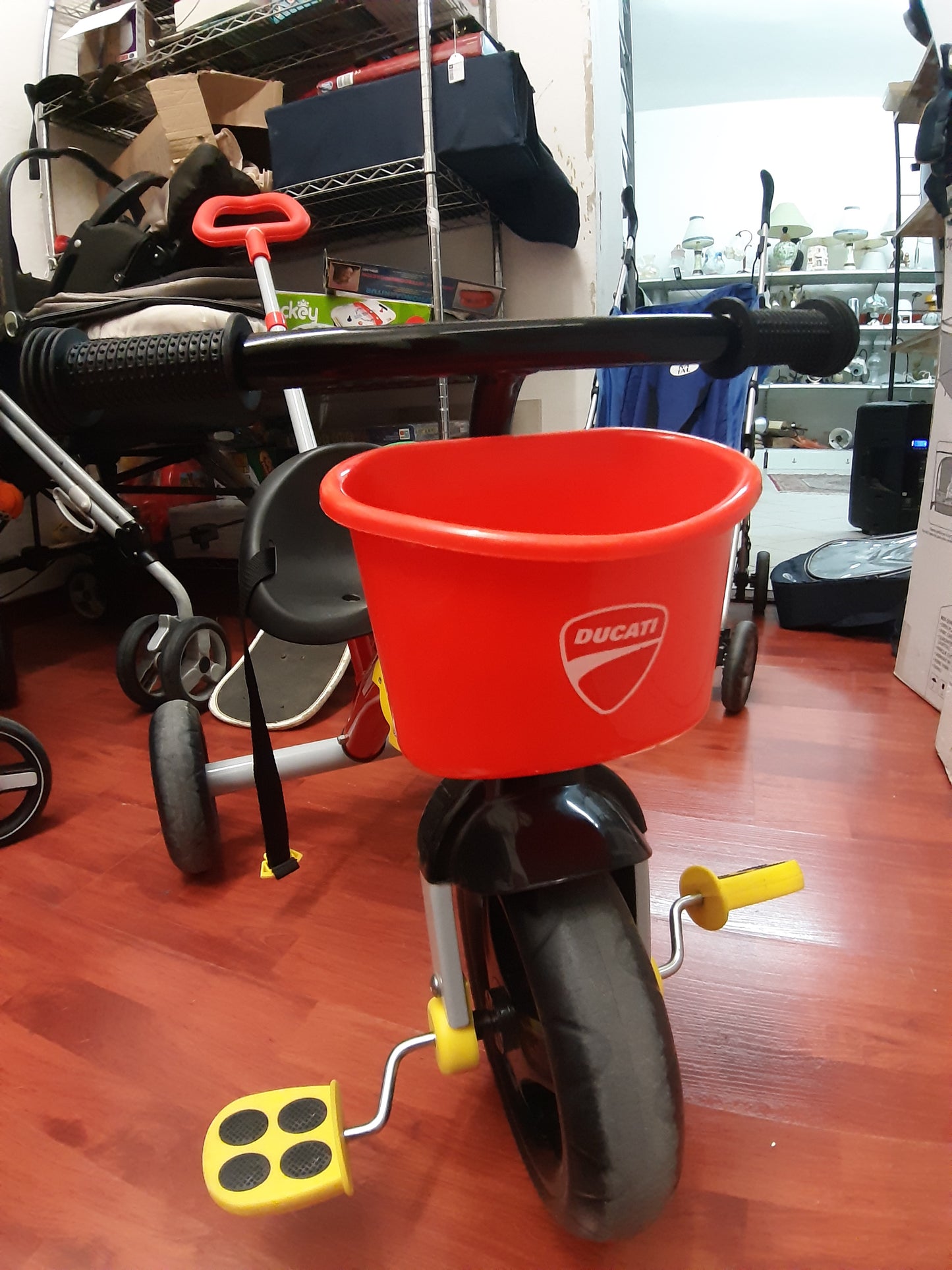Triciclo Ducati