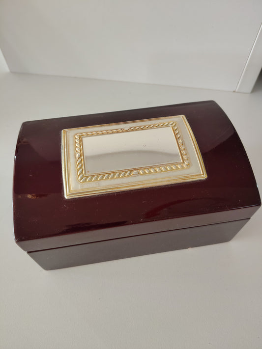 Scatola Porta Gioie Con Placca Argentata