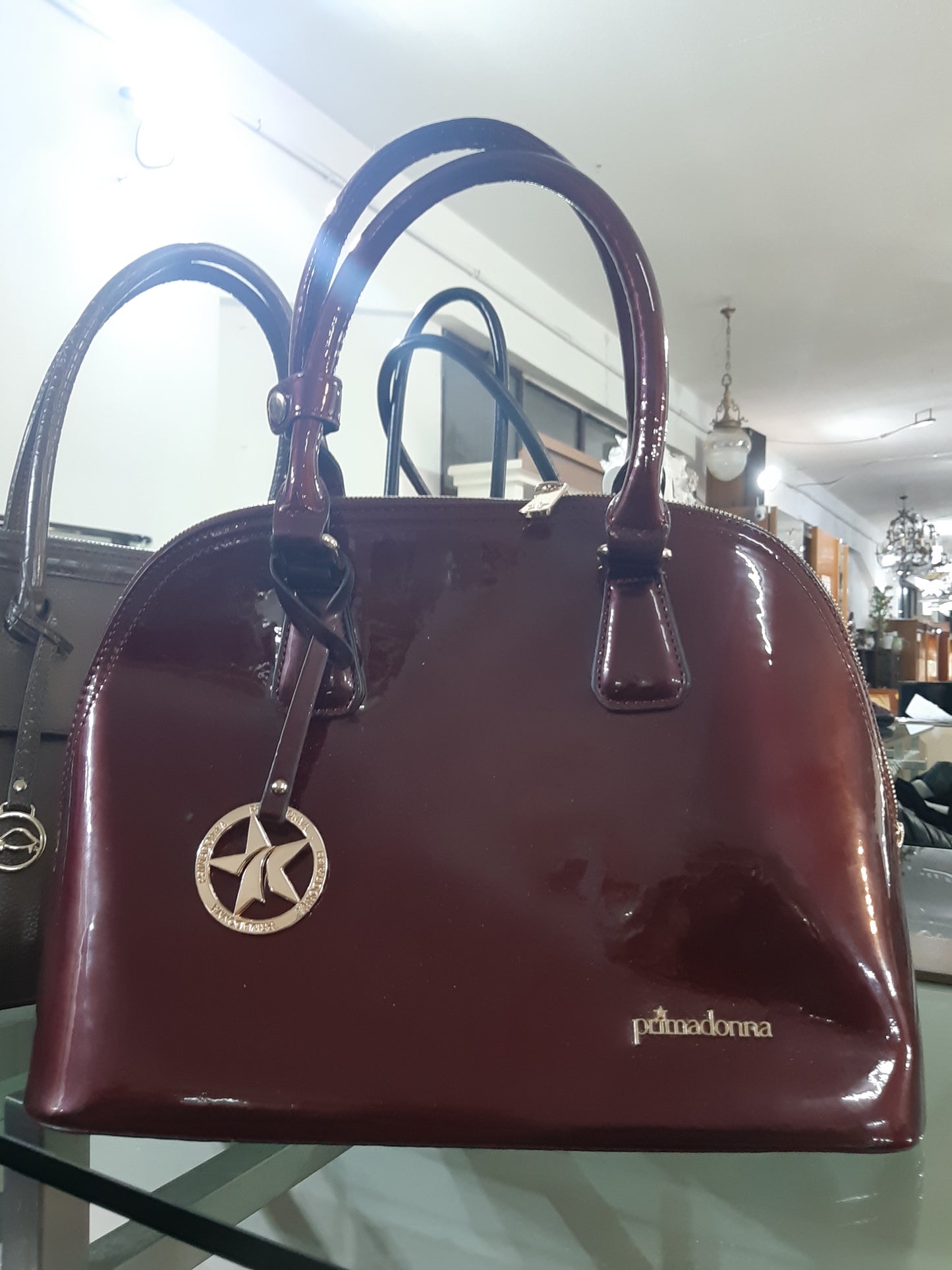 Borsa Bordeaux Con Tracolla Prima Donna