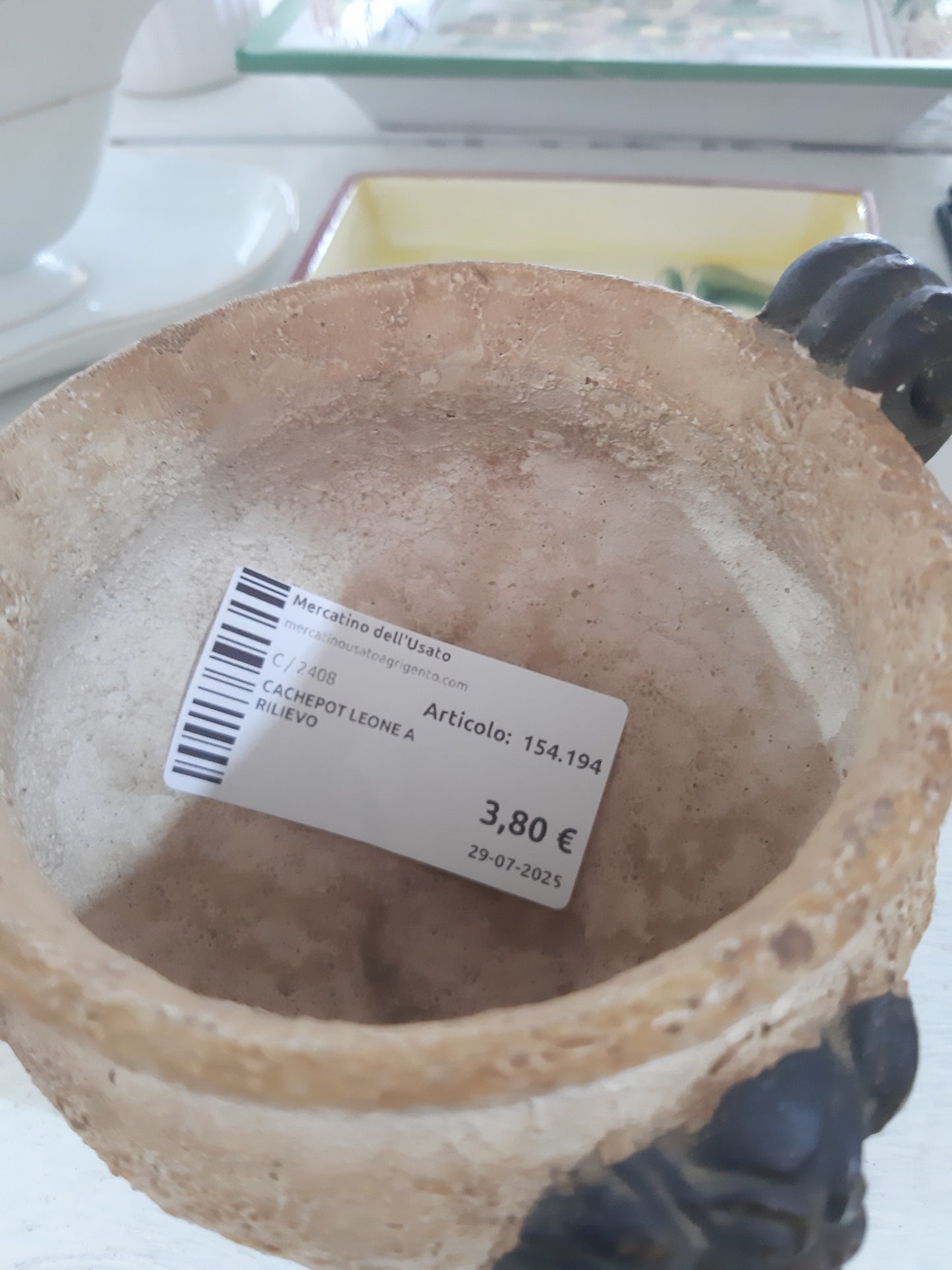Cachepot Leone A Rilievo