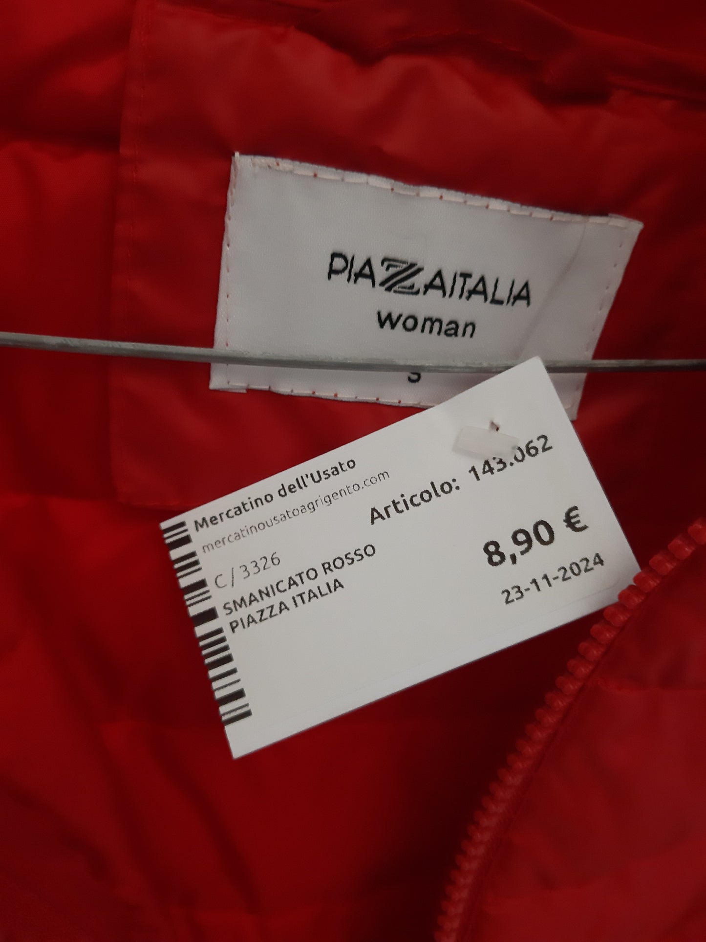 Smanicato Rosso Piazza Italia