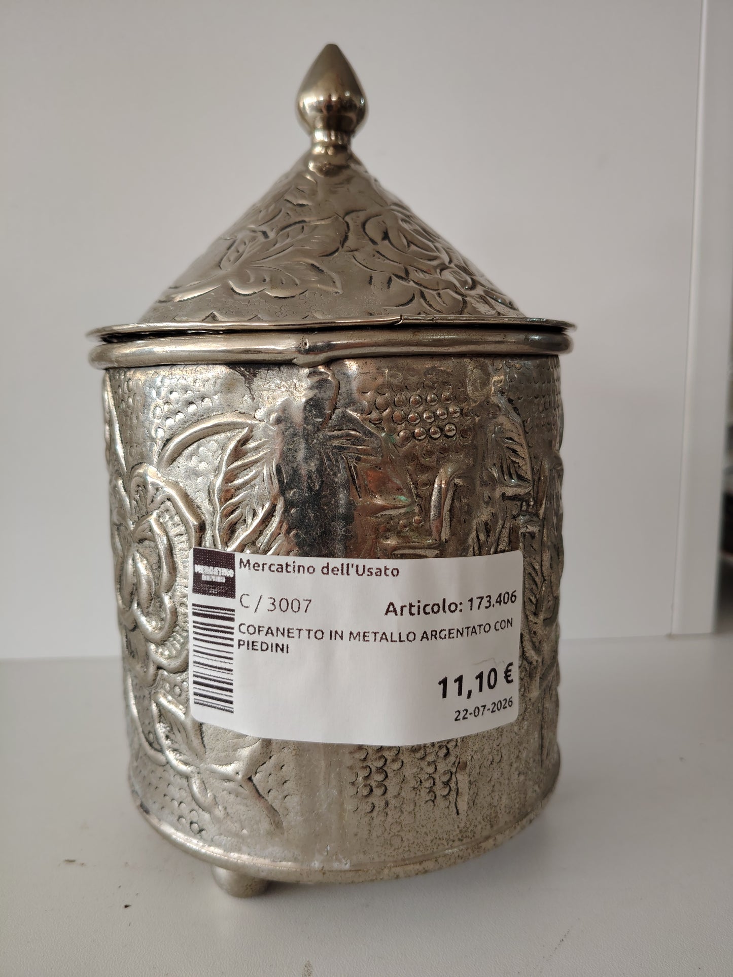 Cofanetto In Metallo Argentato Con Piedini