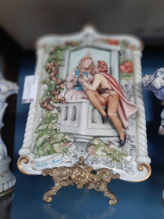 Pala In Porcellana E Biscuit Capodimonte Giulietta E Romeo