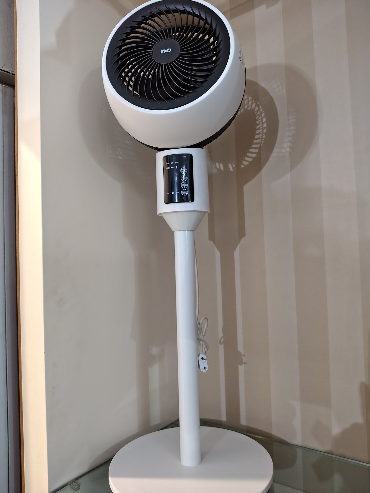 Ventilatore Digitale Con Tlc Bianco E Nero + Scatola