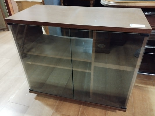 Carrello Porta Tv Con Sportelli In Vetro E Mensole Interne